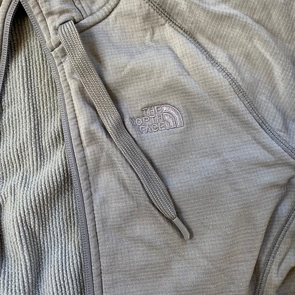 North face zip up hoodie